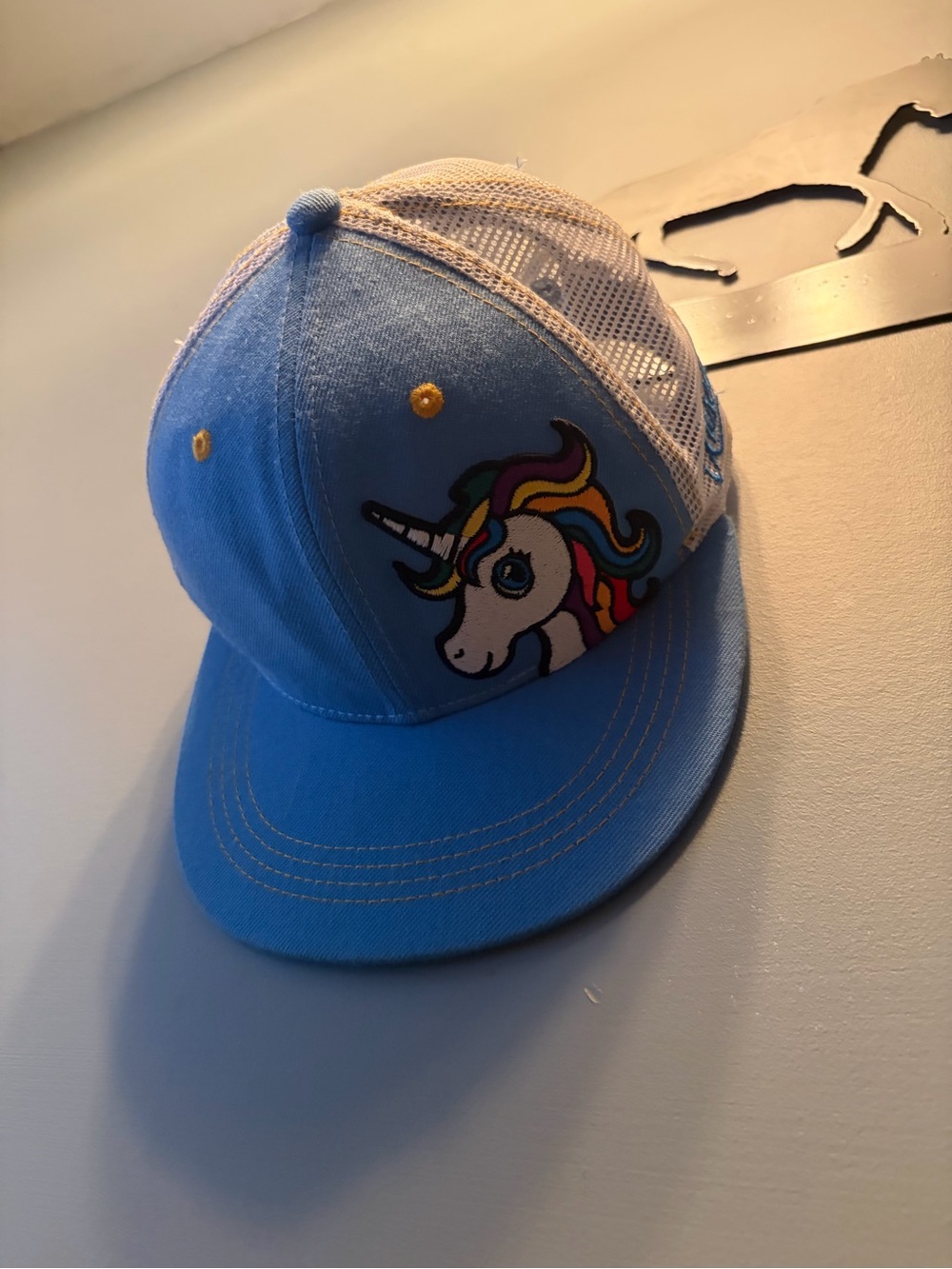 Aksels Kids Blue Unicorn flat bill Trucker Hat - unicorn Rainbow